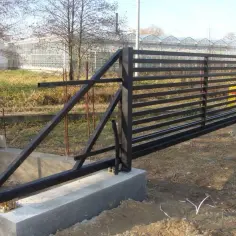 Fundament pod Bramę Przesuwną 4m - Montaż i Fundamenty