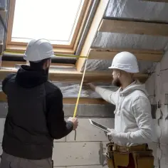 5 sprawdzonych sposobów jak wyrównać strop pod styropian - poradnik krok po kroku